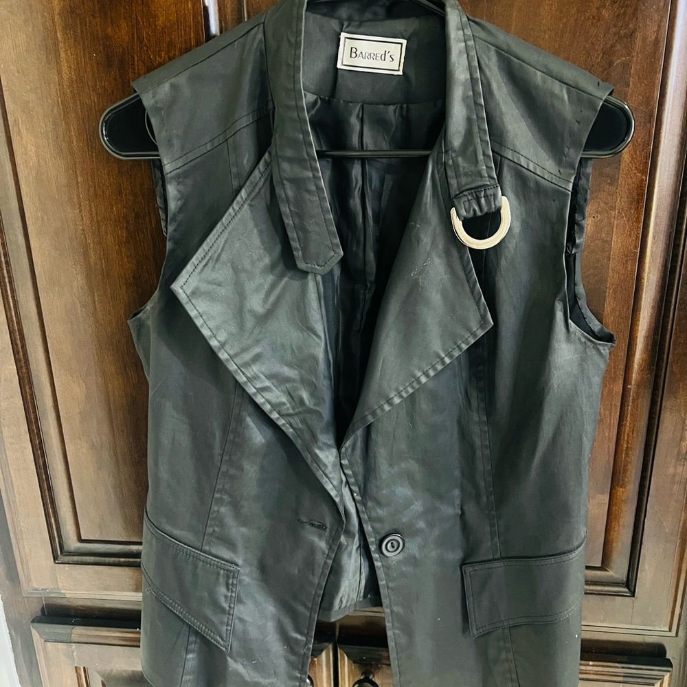 Barred’s black faux leather women’s vest.  Fits most sizes.